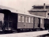 Tren correo en la estación de arriba. Años 40.